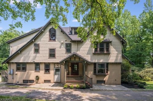 103 Lorraine Ave, Montclair, NJ 07043-2304