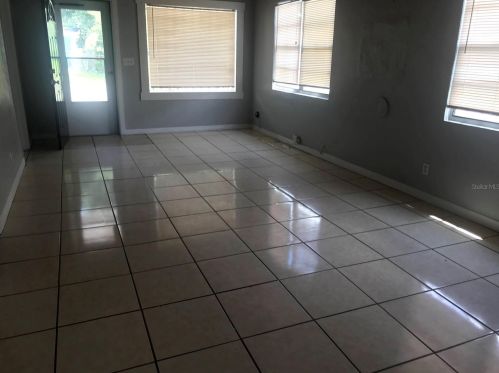 3205 38th Ave, Tampa FL  33610-6909 exterior