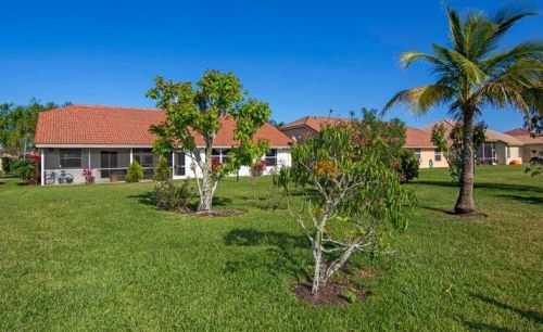 269 Egret Lndg, Fort Pierce FL 34953-8229 exterior