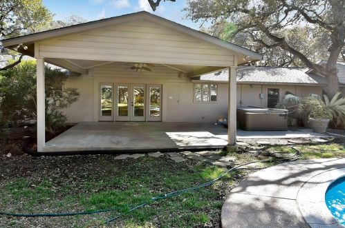 127 Donella Dr, San Antonio TX 78232-1401 exterior