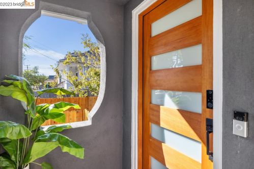 1307 Haskell St, Berkeley CA 94702-2415 exterior