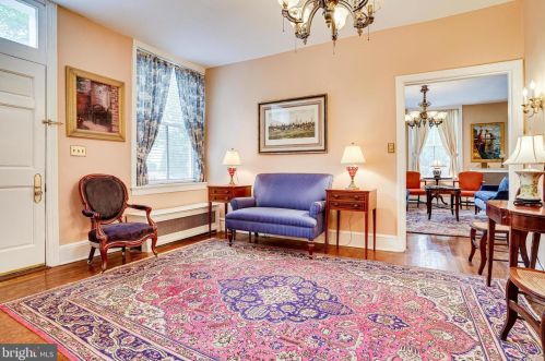 126 Fairfax St, Alexandria VA 22314-3331 exterior