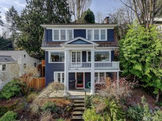 1538 Grand Ave, Seattle WA  98122-3524 exterior