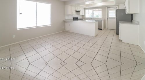 4207 Christy Dr, Phoenix AZ  85029-3912 exterior