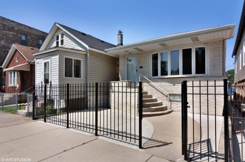 3714 Emerald Ave, Chicago, IL 60609-1639