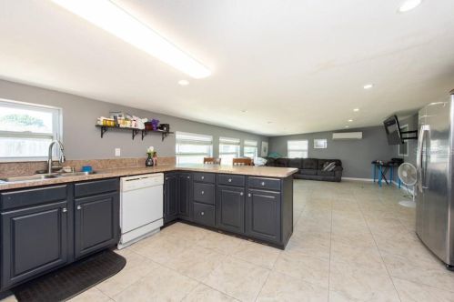 4104 Bay Ave, Tampa FL 33616-1210 exterior