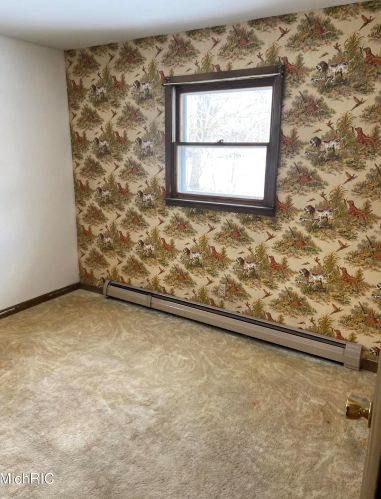 1322 Colburn Ave, Big Rapids MI 49307-1618 exterior