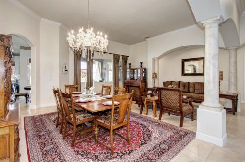 1086 Souza Dr, Folsom CA 95762-7556 exterior