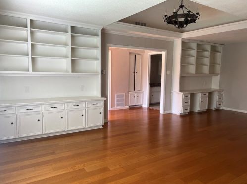 7135 Blairview Dr, Dallas TX  75230-5410 exterior