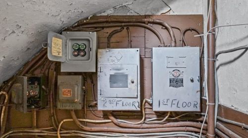 166 Adelaide Ave, Providence RI 02907-1833 exterior