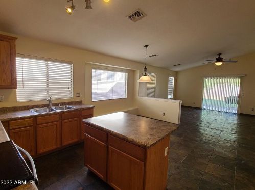 7013 21st Ln, Phoenix AZ  85041-6525 exterior