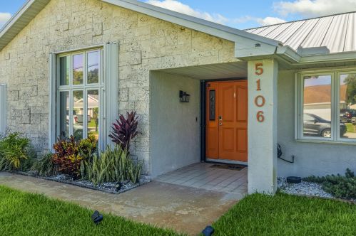 5106 Feather Creek Dr, Fort Pierce FL  34951-2305 exterior