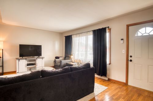 431 Giles Rd, Meskegon MI  49445-1319 exterior