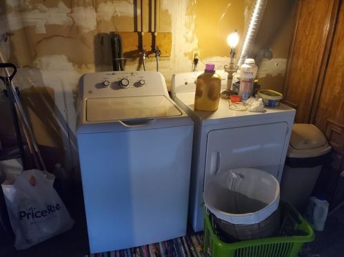 47 Lansing Pl, Springfield MA 01108-1719 exterior