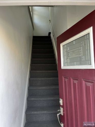 75 Ramapo Valley Rd, Mahwah NJ  07430-1186 exterior