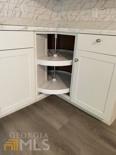 4048 Hidden Holw Ter, Gainesville GA 30506-4604 exterior