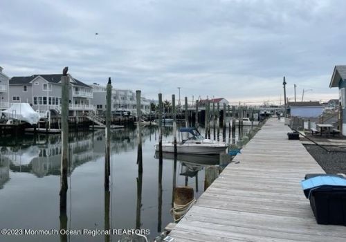 111 Randall Ave, Point Pleasant Beach NJ  08742-3126 exterior