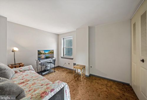 417 George St, Philadelphia PA  19123-1433 exterior