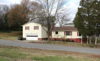 121 Carolina Ct, Concord, NC 28025-2204