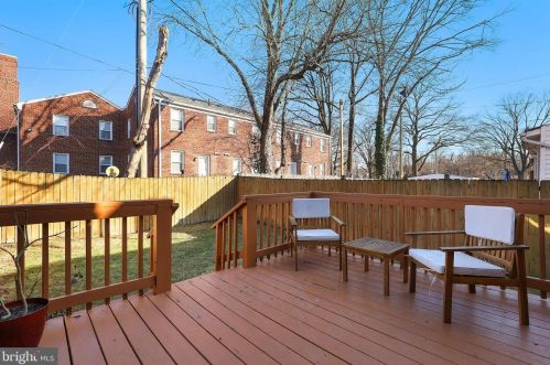 209 62nd St, Washington DC  20019-7933 exterior