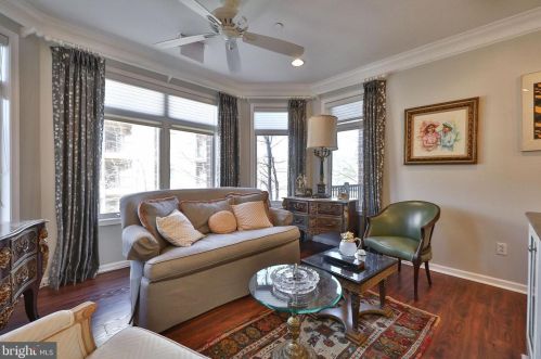 300 Carson Ter, Huntingdon Valley PA 19006-4719 exterior