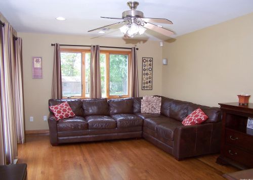 668 Ocean Ave, Bohemia NY 11716-1915 exterior