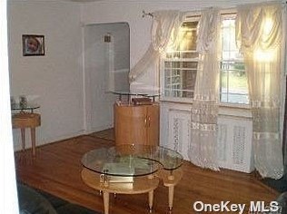 56 Finn St, Valley Stream NY  11580-1012 exterior