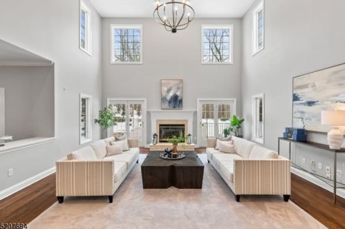 46 Morgan Dr, Sparta NJ 07871-3567 exterior