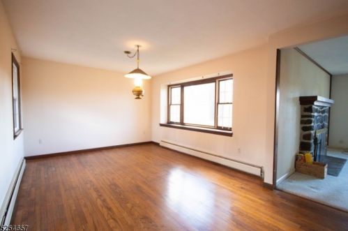 69 Shore Trl, Sparta NJ  07871-1714 exterior