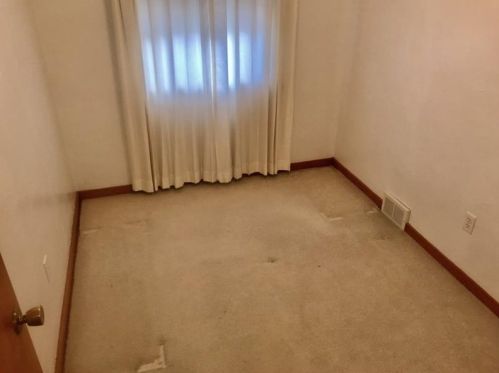 23 Beckert St, Pittsburgh PA 15209-2507 exterior