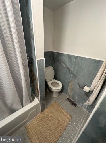 2160 Cumberland St, Philadelphia PA 19125-2245 exterior