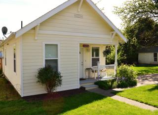 12258 42nd Ave, Seattle WA  98168-2525 exterior