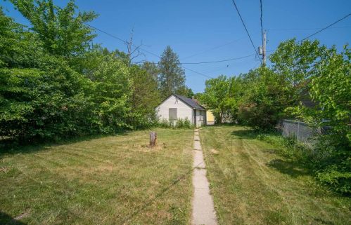 4514 60, Milwaukee WI 53218-4103 exterior