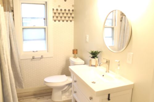 2956 82nd St, Milwaukee WI  53222-4816 exterior