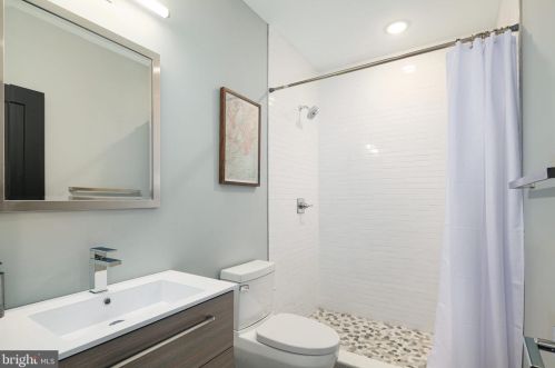 1313 29 St, Philadelphia PA 19121-4503 exterior