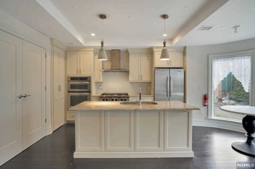 55 Eton Row, Union City NJ  07086-6778 exterior