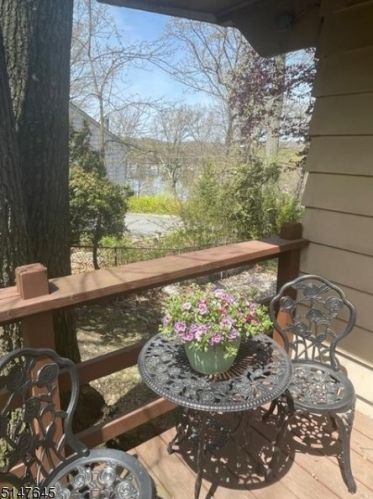 40 Cliffside Trl, Parsippany NJ 07834-2008 exterior