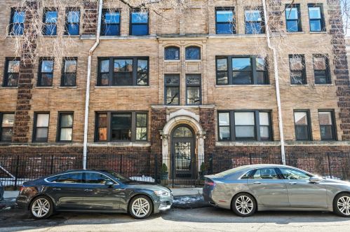 817 Cuyler Ave, Chicago, IL 60613-2182