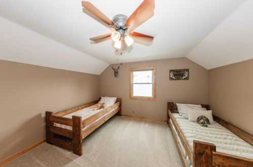 1322 89, Milwaukee WI 53214-2826 exterior