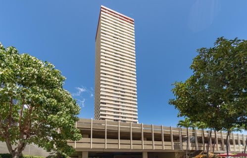 2525 Date St, Honolulu HI 96826-5437 exterior