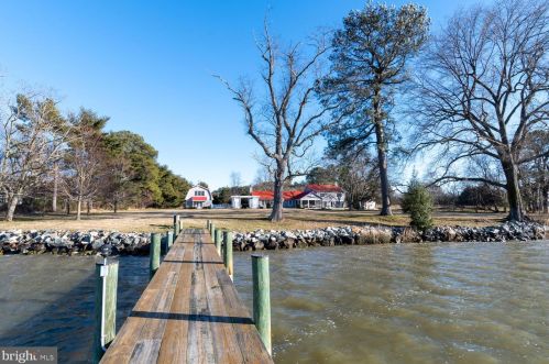 23704 Mount Pleasant Landing Cir, Saint Michaels MD 21663-2516 exterior