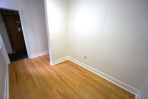 3651 Wood St, Chicago IL 60609-1239 exterior