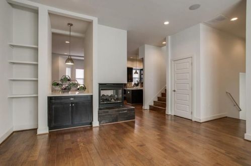 2500 Fairmount St, Dallas, TX 75201-1902