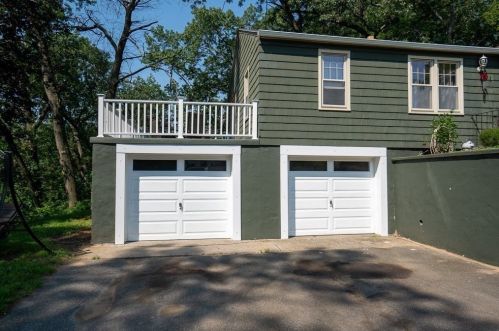 391 Massachusetts Ave, West Springfield MA 01089-2412 exterior