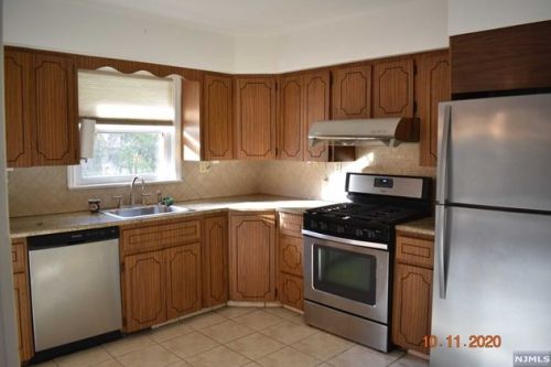 199 Knickerbocker Rd, Demarest NJ  07627-1011 exterior