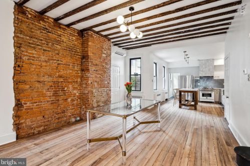 2426 Cedar St, Philadelphia PA  19125-3018 exterior