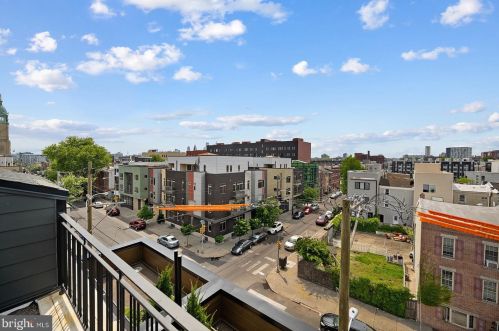 1609 2nd St, Philadelphia PA 19133 exterior