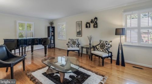 13824 Rippling Brk Dr, Silver Spring MD 20906-2302 exterior