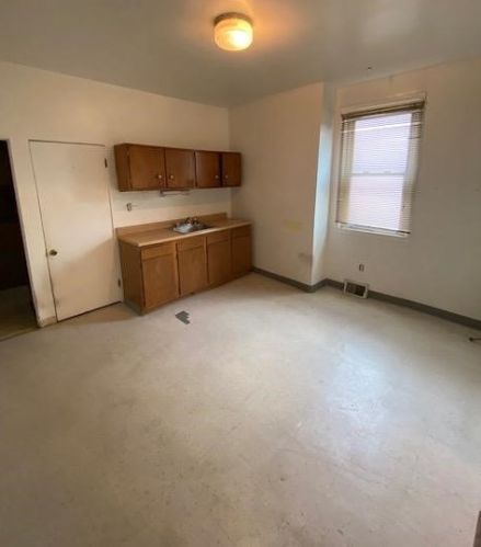 345 Pearl St, Pittsburgh PA 15224-1908 exterior