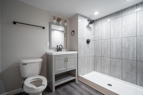 8300 Herbert Ave, Milwaukee WI 53218-3633 exterior